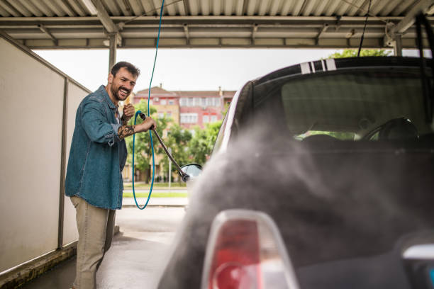 Garage Pressure Washing in Hayward, CA